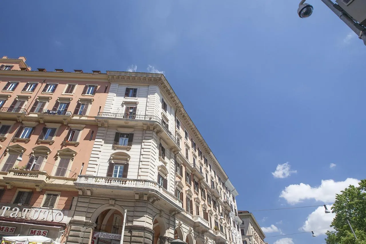 Domus Victoria Guest House Rzym